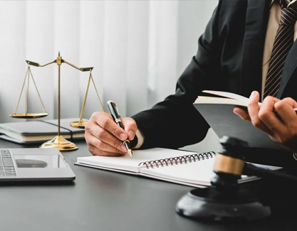 Abogada Corporativa Especialista en Derecho de la Empresa y Derecho Minero